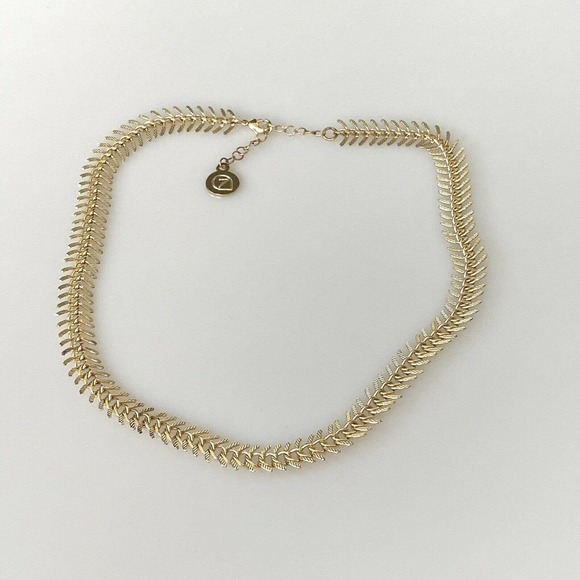 Necklace 7 Charming Sisters Gold Tone Modern Vintage Inspired - Picture 7 of 8